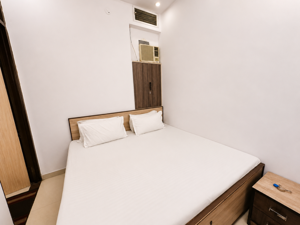 Simple, Comfortable room