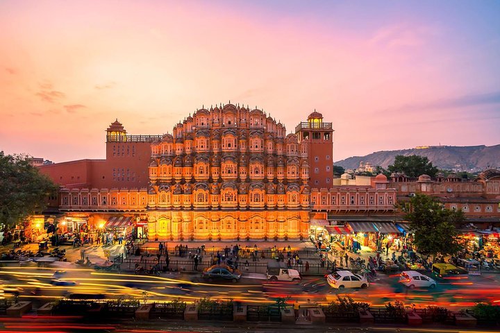 Jaipur City Palace, Hawa Mahal & Amber Fort Travel Guide